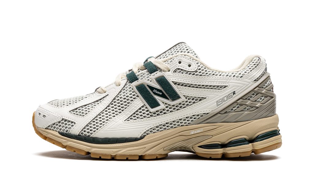 New Balance 1906R "Kith-Schwarz"