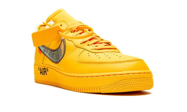 Nike Air Force 1 Low Off-White University Gold Metallic Silber