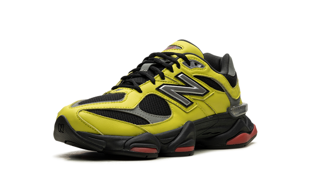 New Balance 9060 Teebaum