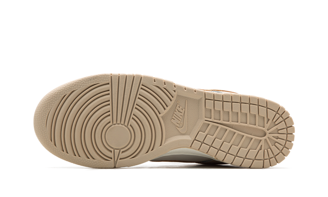 Nike Dunk Low Phantom Metallic Gold 