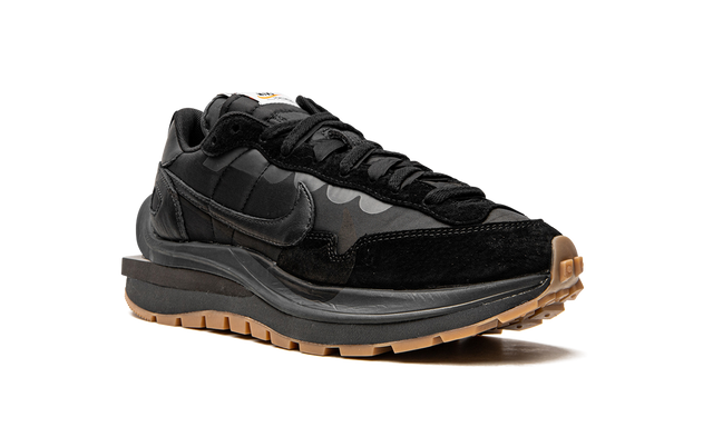 Nike Vaporwaffle Sacai Black Gum 