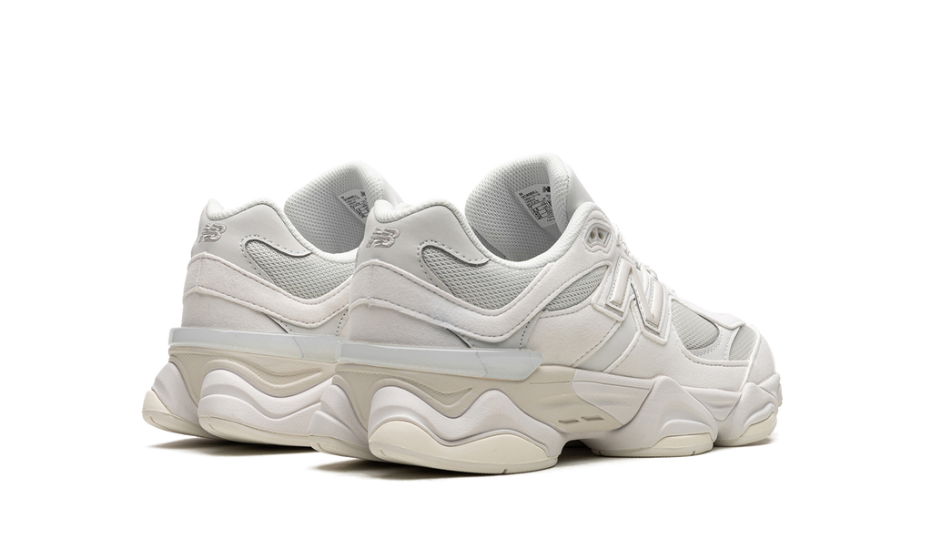 New Balance 9060 GS Grau