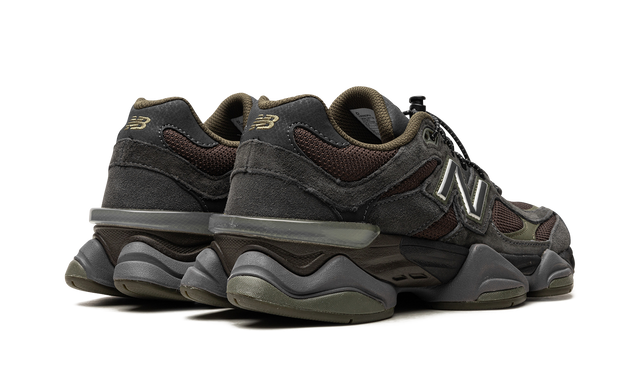New Balance 9060 Blacktop/Dunkles Moos/Schwarz