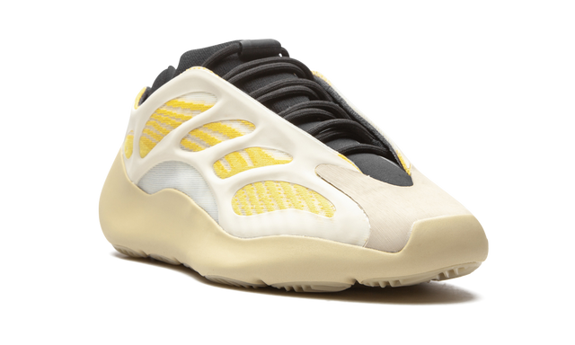 Adidas Yeezy Boost 700 V3 Saflor 