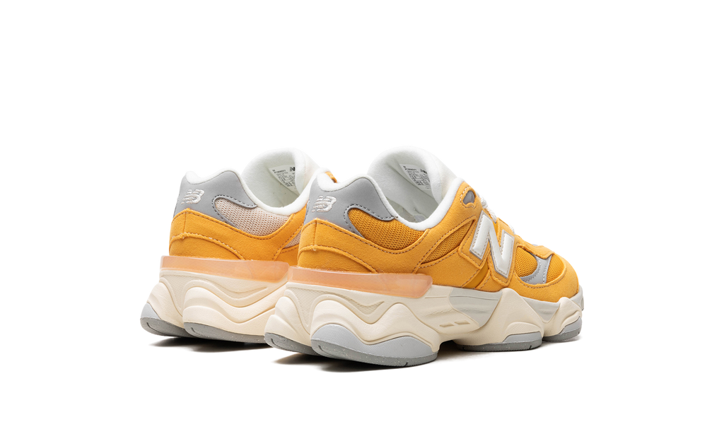 New Balance 9060 Gelb Beige