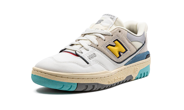 New Balance 550 Meersalzgelb