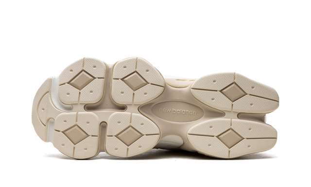 New Balance 9060 Beige Weiß