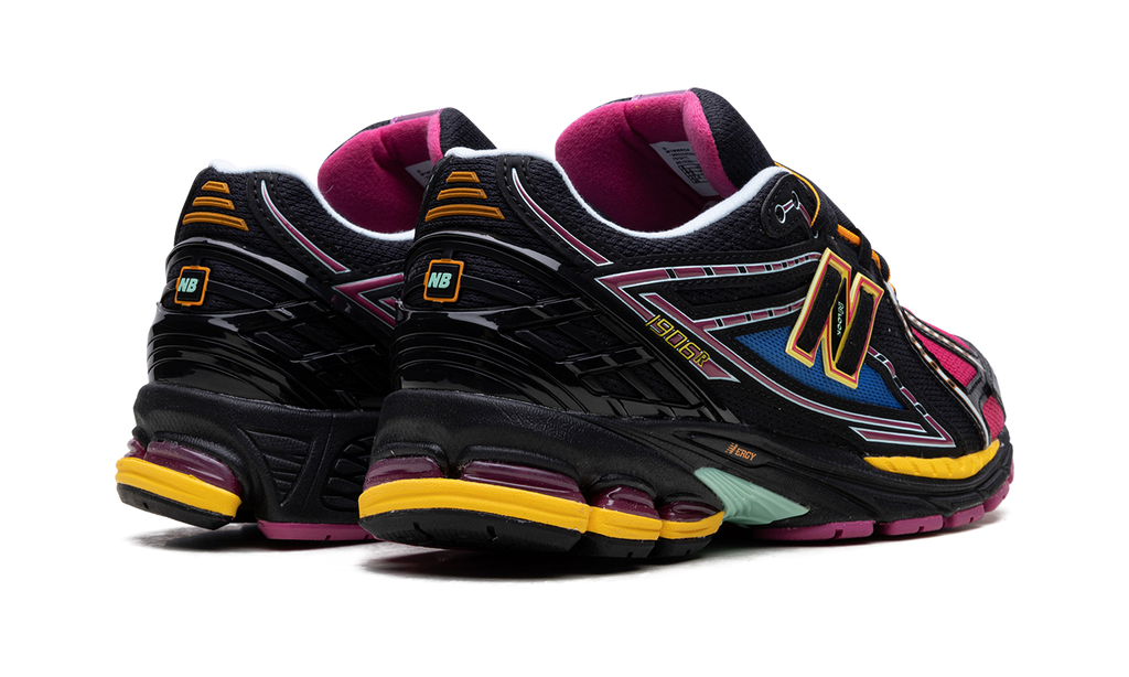 New Balance 1906R "Schwarz/Pink"