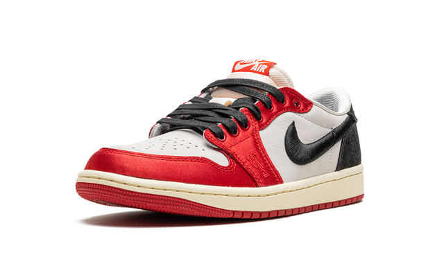 Jordan 1 Retro Low Trophäenraum 
