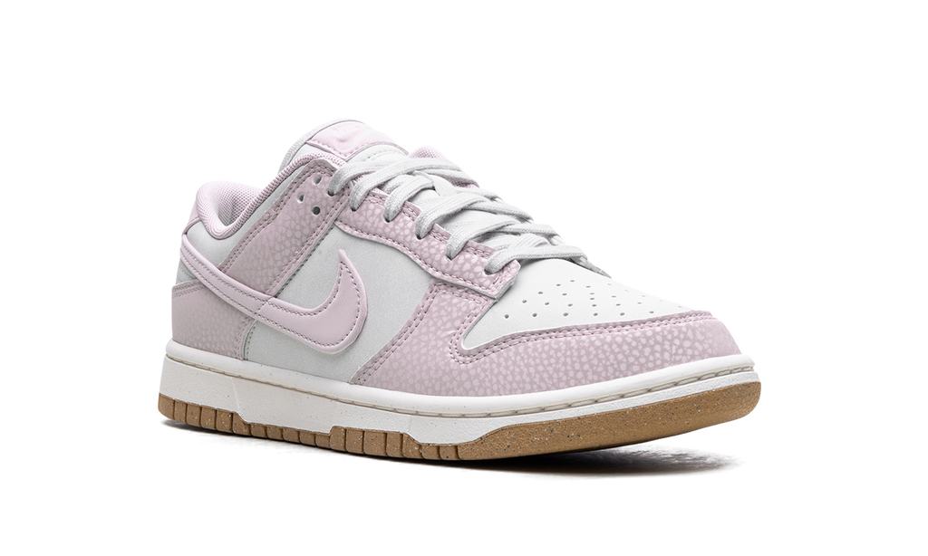 Nike Dunk Low Hellviolett