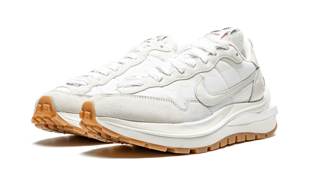 Nike Vaporwaffle Sacai Sail Gum 