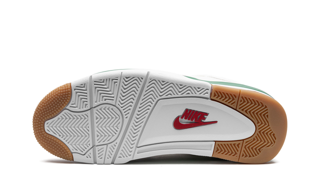 Jordan 4 Retro SB Kieferngrün