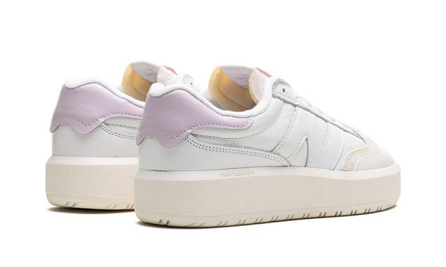 New Balance 302 „Weiß Matt Pink“