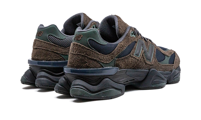 New Balance 9060 Rindfleisch und Brokkoli