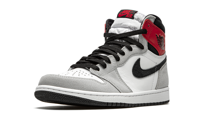 Jordan 1 Retro High Light Smoke Grey 