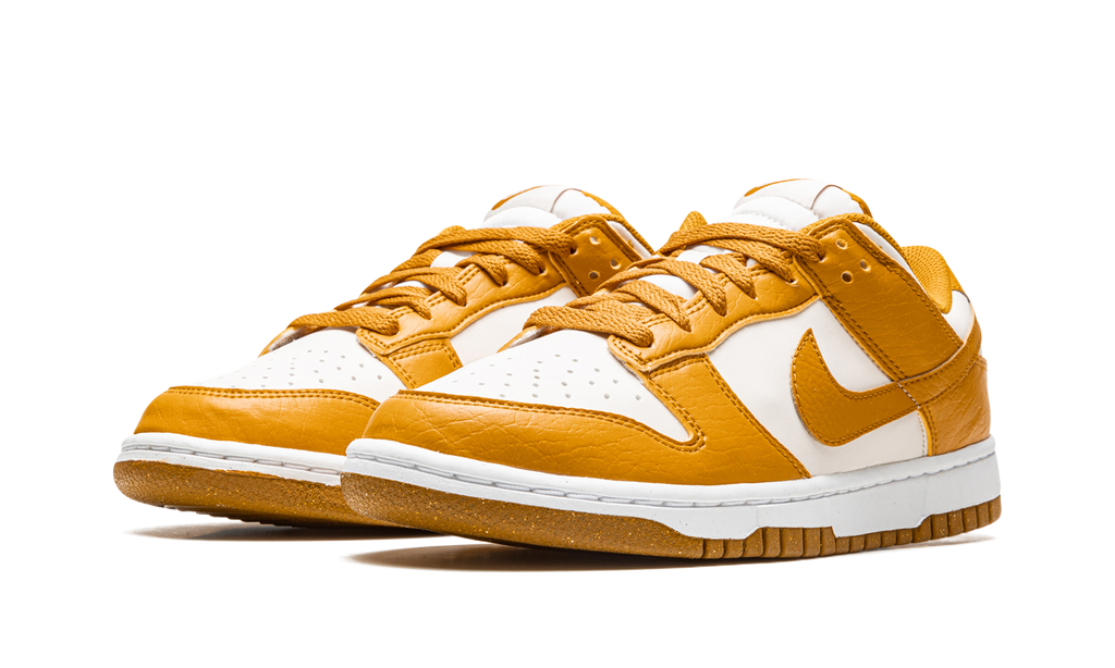 Nike Dunk Low Next Nature Phantom Gold Wildleder