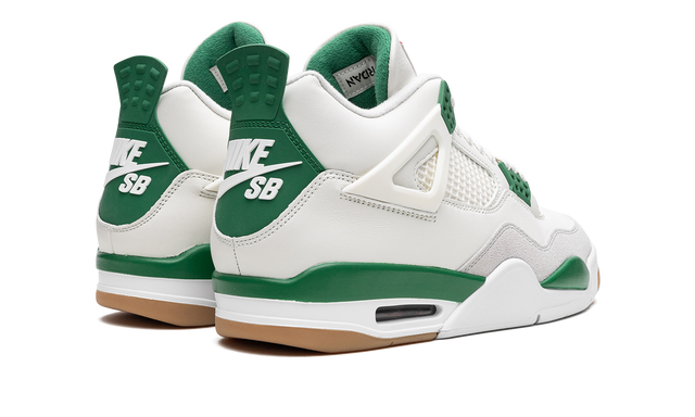 Jordan 4 Retro SB Kieferngrün