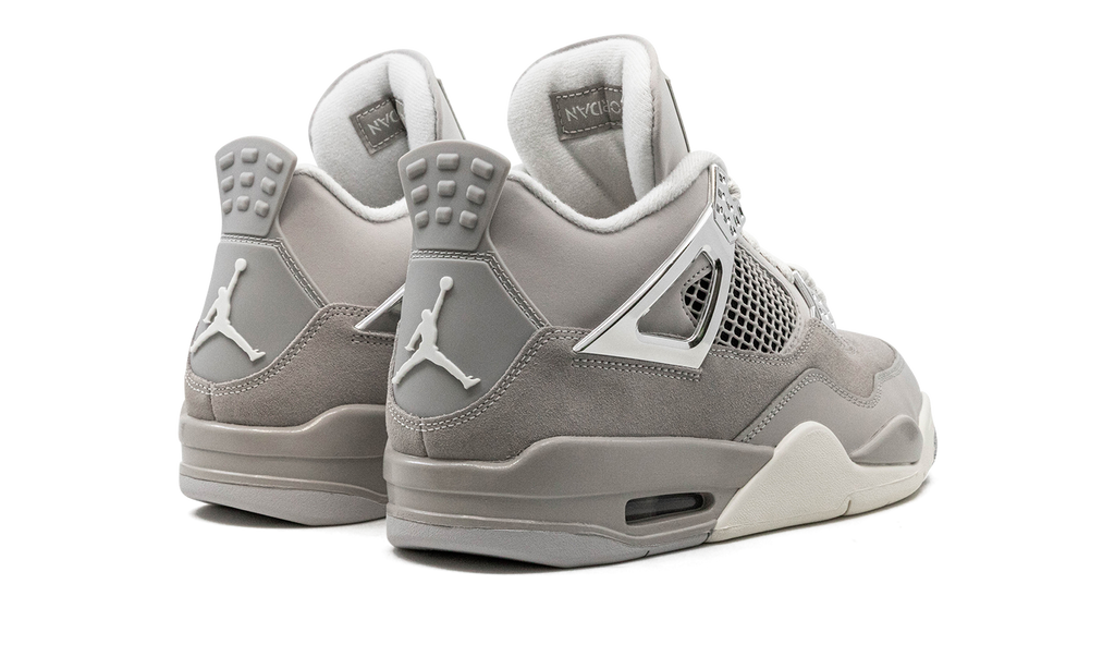 Jordan 4 Retro Frozen Moments 