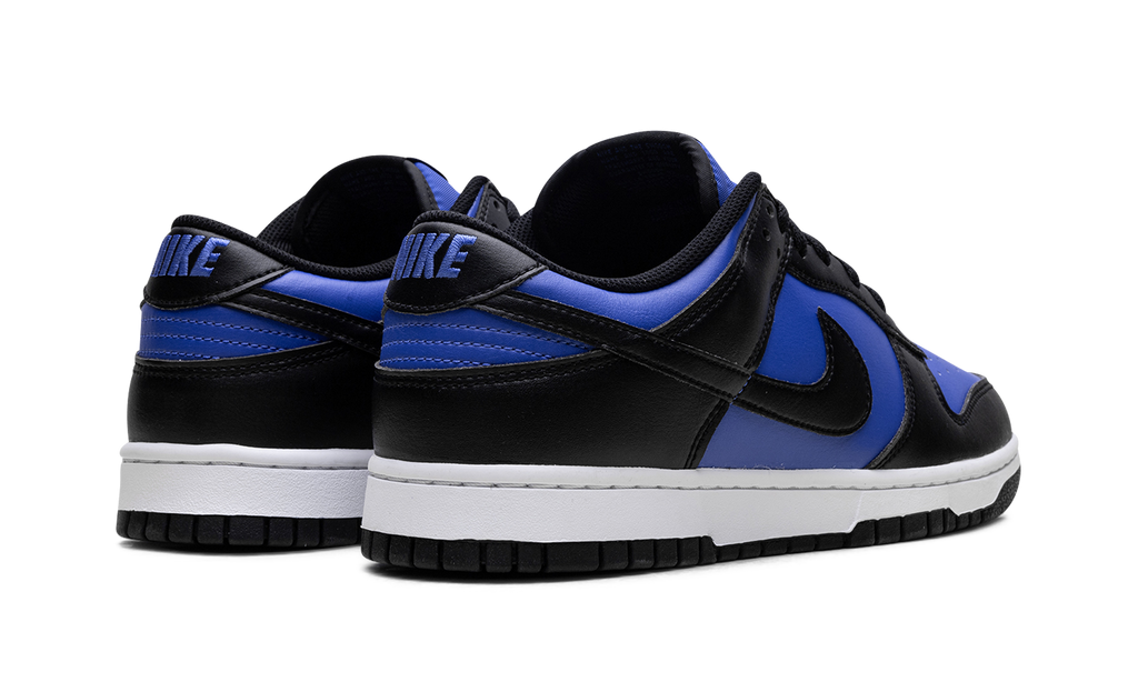 Dunk Low „Hyper Royal“