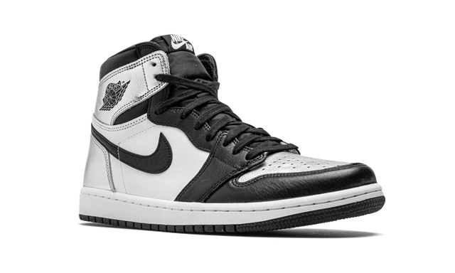 Jordan 1 Retro High Silberzehe