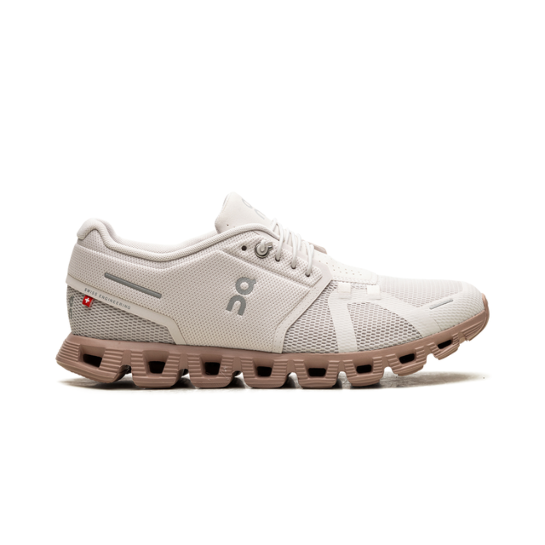 In Running Cloud On 5 Sand Rosebrown