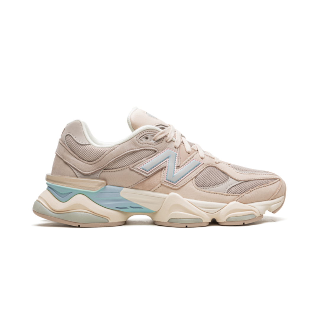 New Balance 9060 Elfenbein