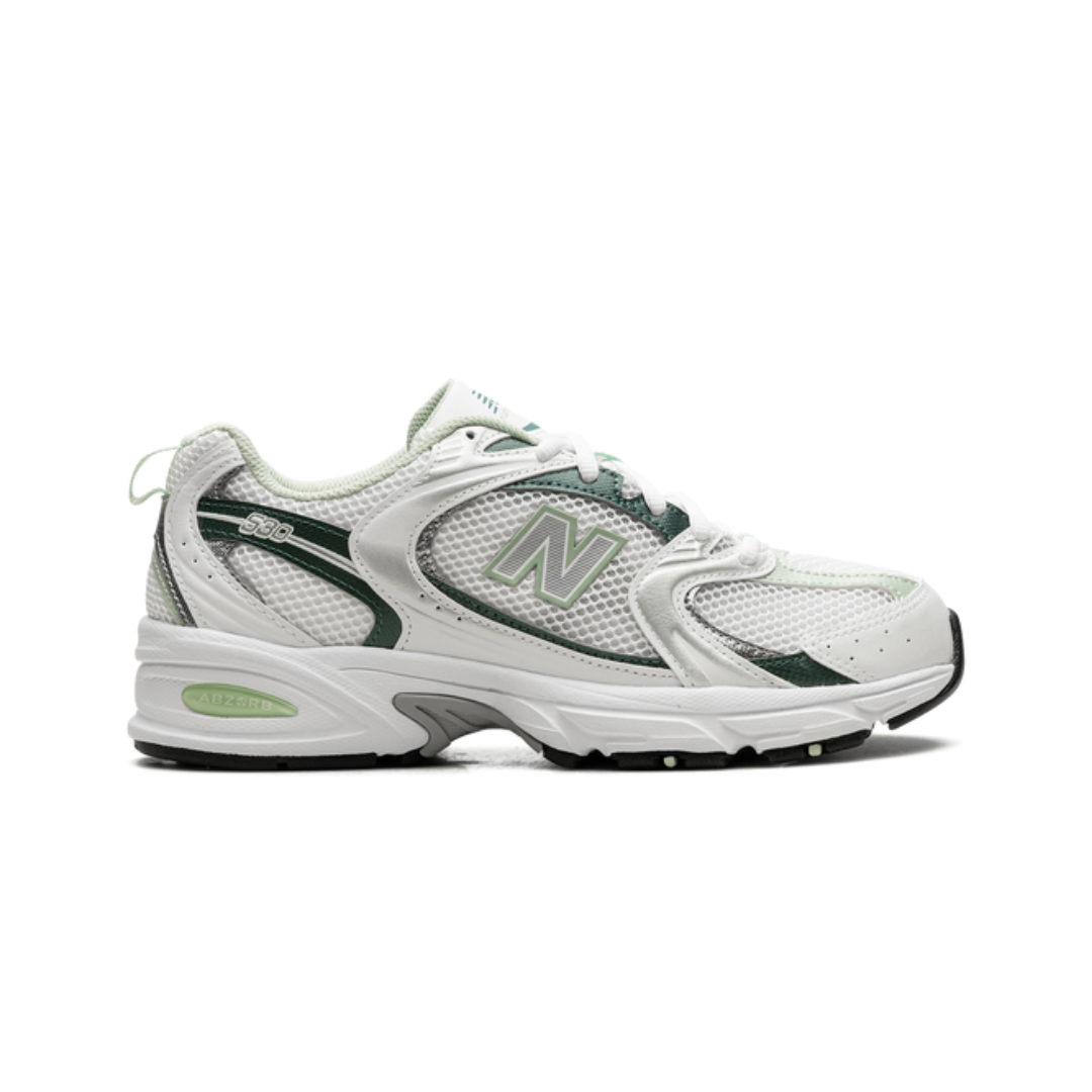 New Balance 530 Weiß New Spruce Clay Ash