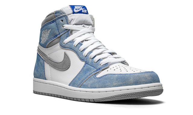 Jordan 1 Retro High Hyper Royal Rauchgrau
