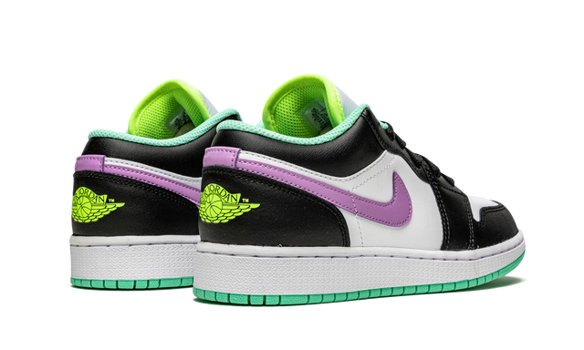 Jordan 1 Low Grün Glow Violet Shock 