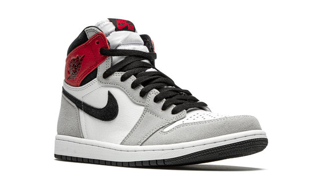 Jordan 1 Retro High Light Smoke Grey 