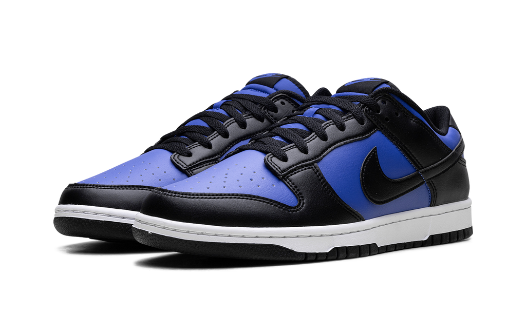 Dunk Low „Hyper Royal“