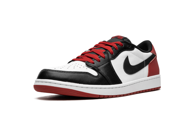 Jordan 1 Retro Low Black Toe