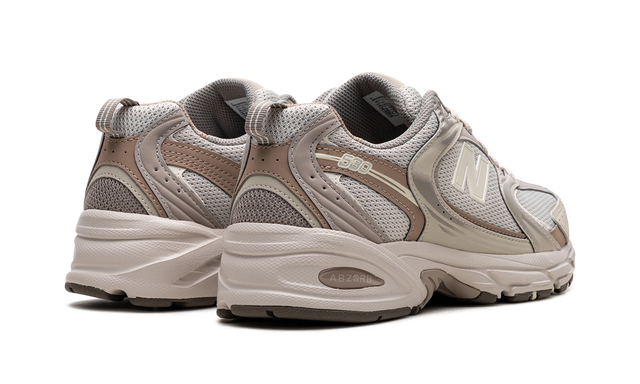 New Balance 530 Creme Beige
