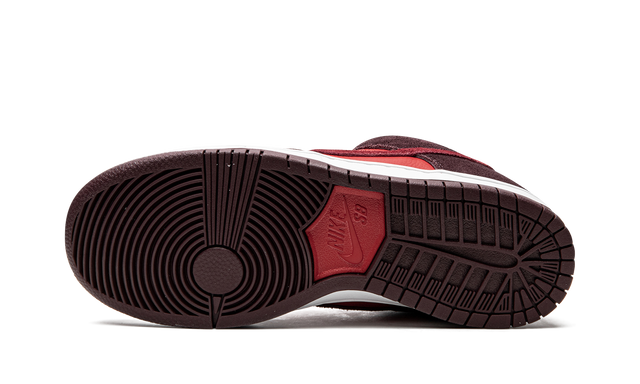 Nike SB Dunk Low Kirsche 