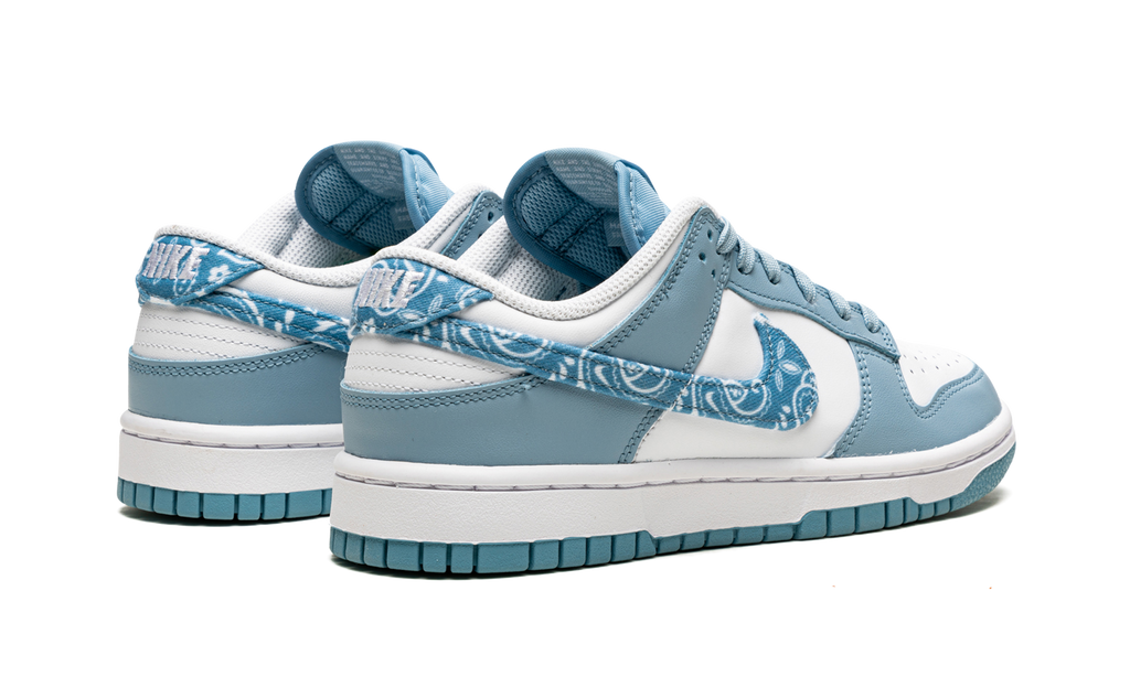 Nike Dunk Low Essential Paisley Pack getragen