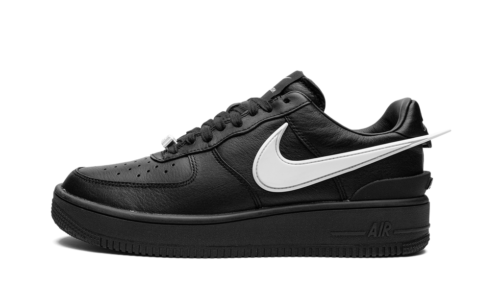 Ambush x Nike Air Force 1 Low Schwarz