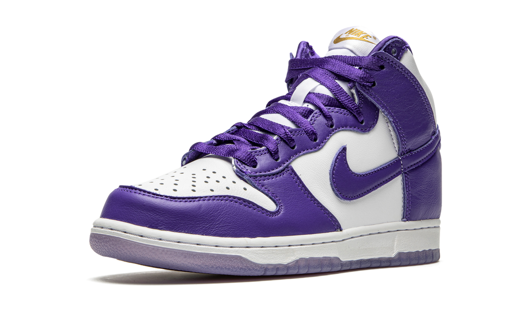 Nike Dunk High Varsity Lila
