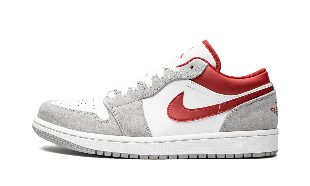 Jordan 1 Low SE Helles Rauchgrau Gym Red 