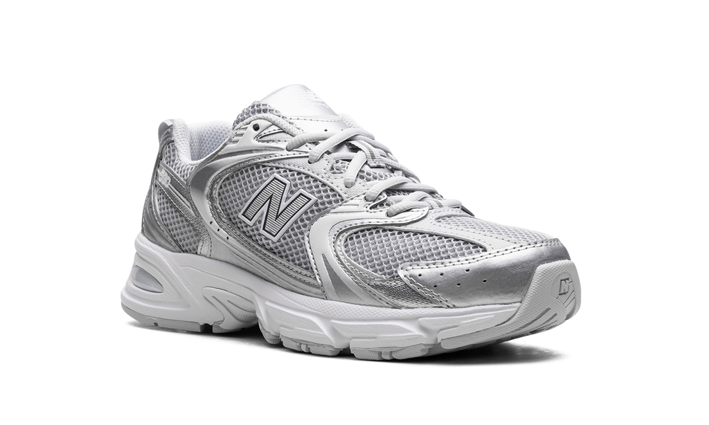 New Balance 530 Moonbeam Silber Metallic