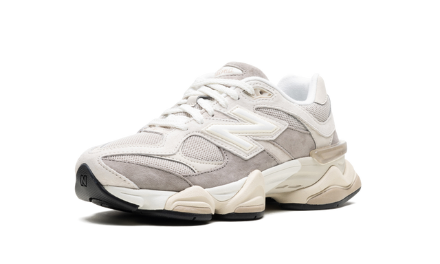 New Balance 9060 Haferflocken