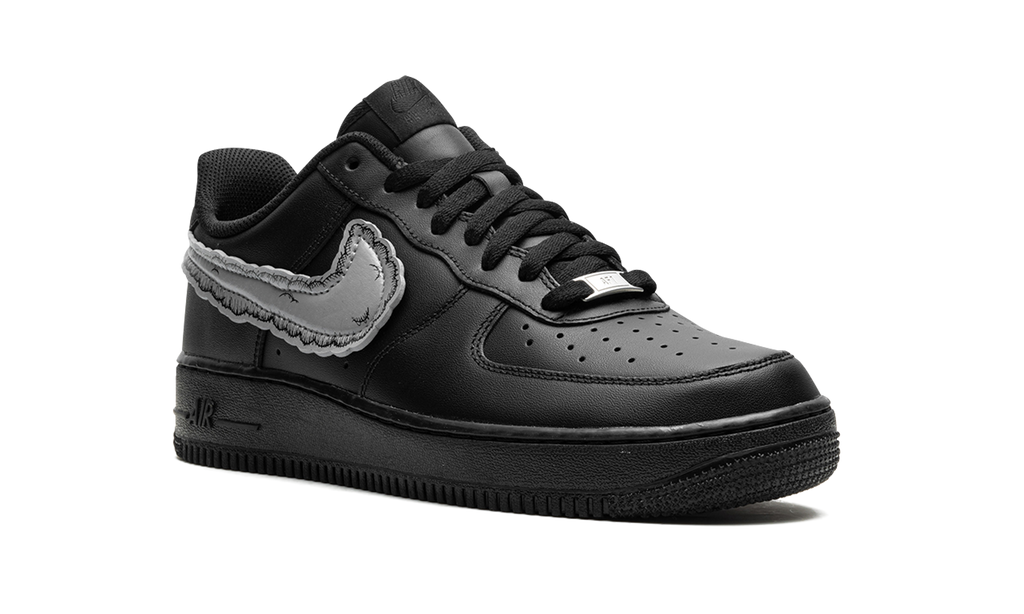 Nike Air Force 1 Low "KAWS x Sky High Farms - Schwarz"
