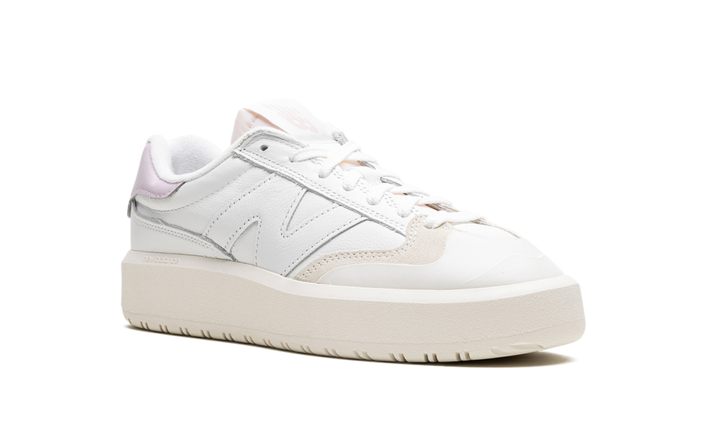 New Balance 302 „Weiß Matt Pink“