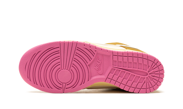 Nike Dunk Bronze Pink 