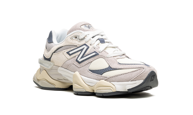 New Balance 9060 Pilz