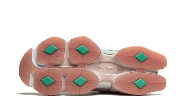 New Balance 9060 Penny Cookie Pink 