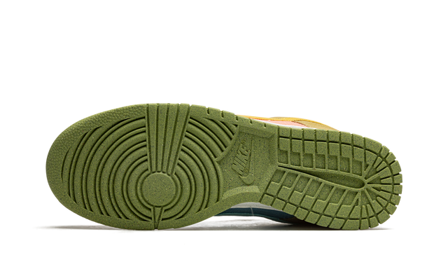 Nike Dunk Low Sun Club Arktis Orange