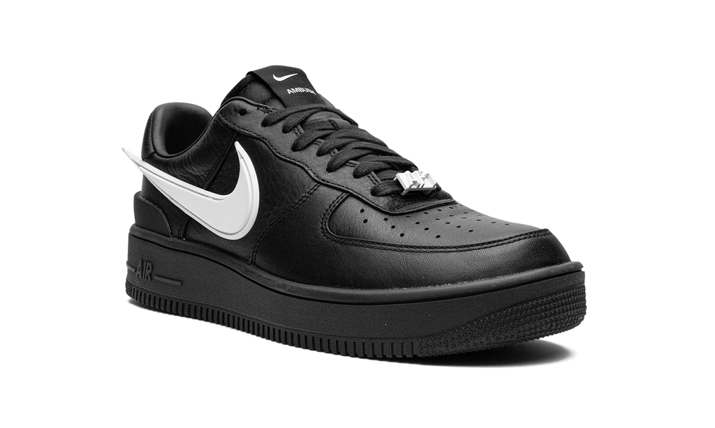 Ambush x Nike Air Force 1 Low Schwarz