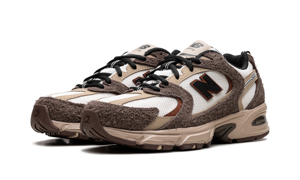 New Balance 530 Braun Hellbraun