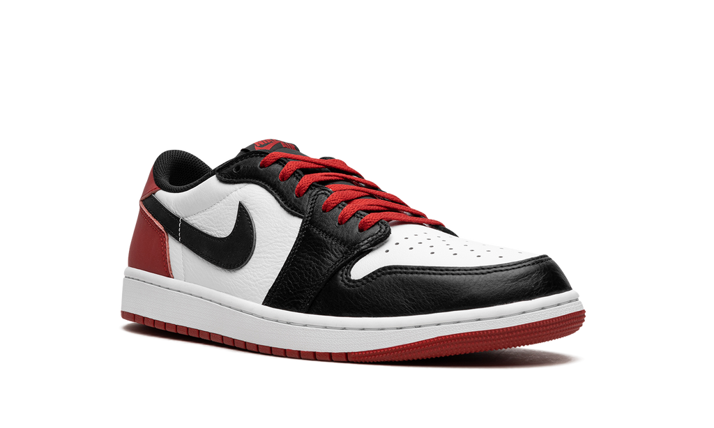 Jordan 1 Retro Low Black Toe