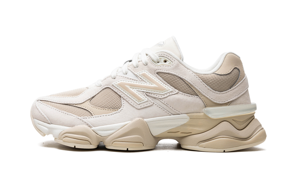 New Balance 9060 Beige Weiß